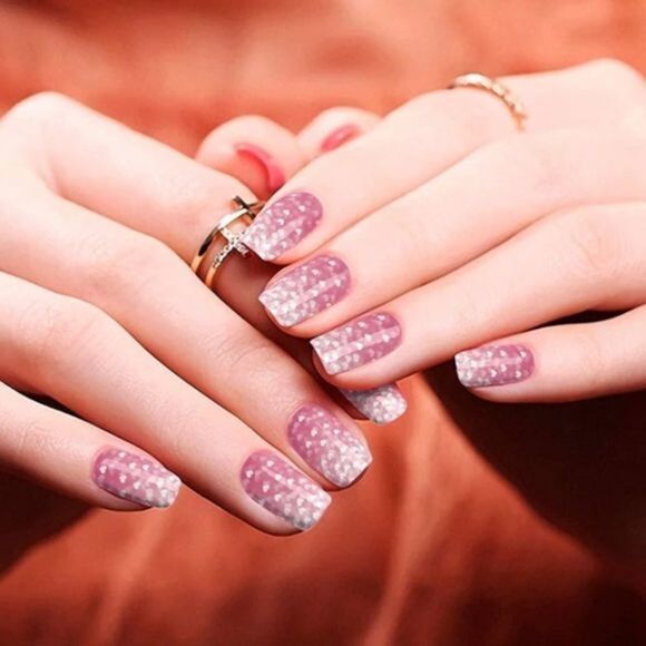 #0527 Colour Flash - Follow My Heart,hearts, ombré on baby pink base, nail wraps - Picture 5 of 12